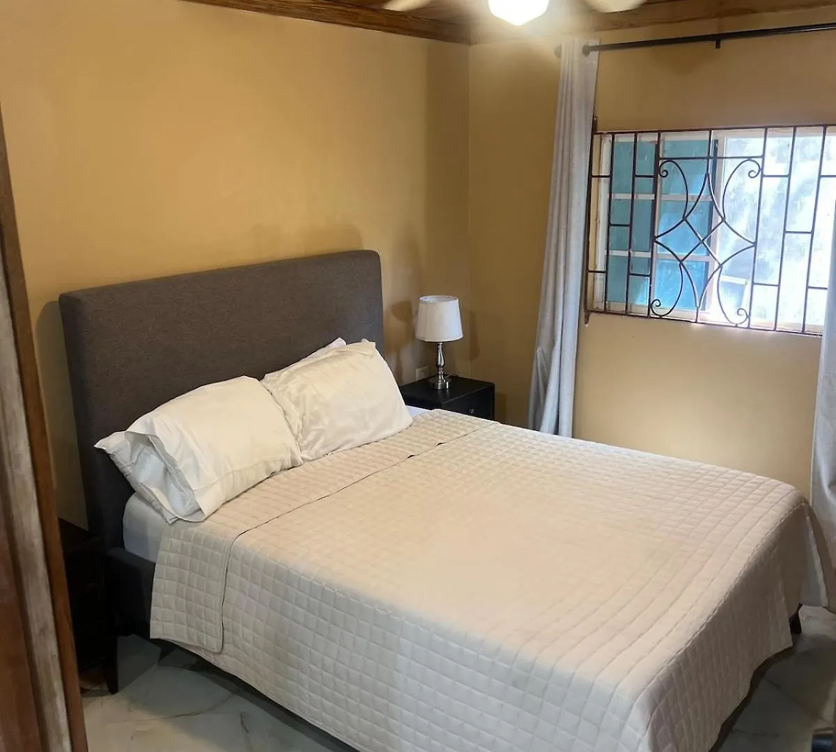 Whitehall Villa In Negril