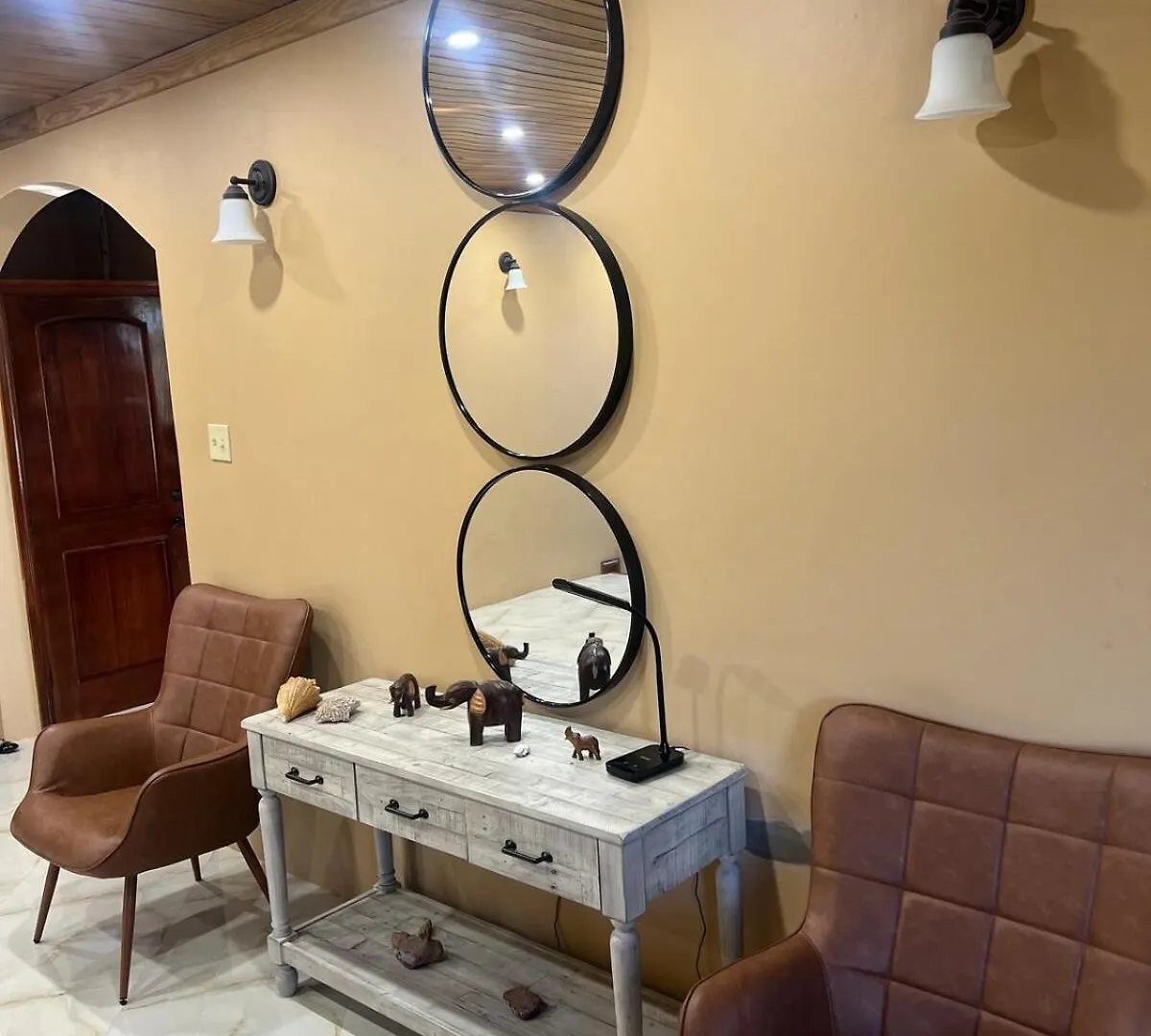 Whitehall Villa In Negril