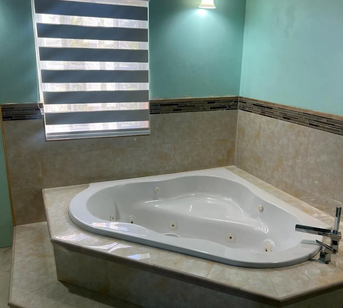 Whitehall Villa In Negril