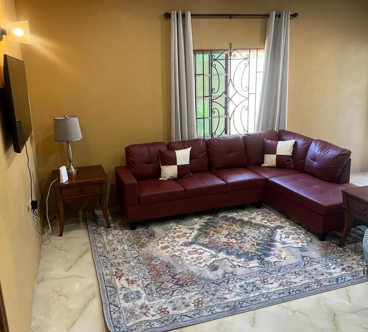 Whitehall Villa In Negril